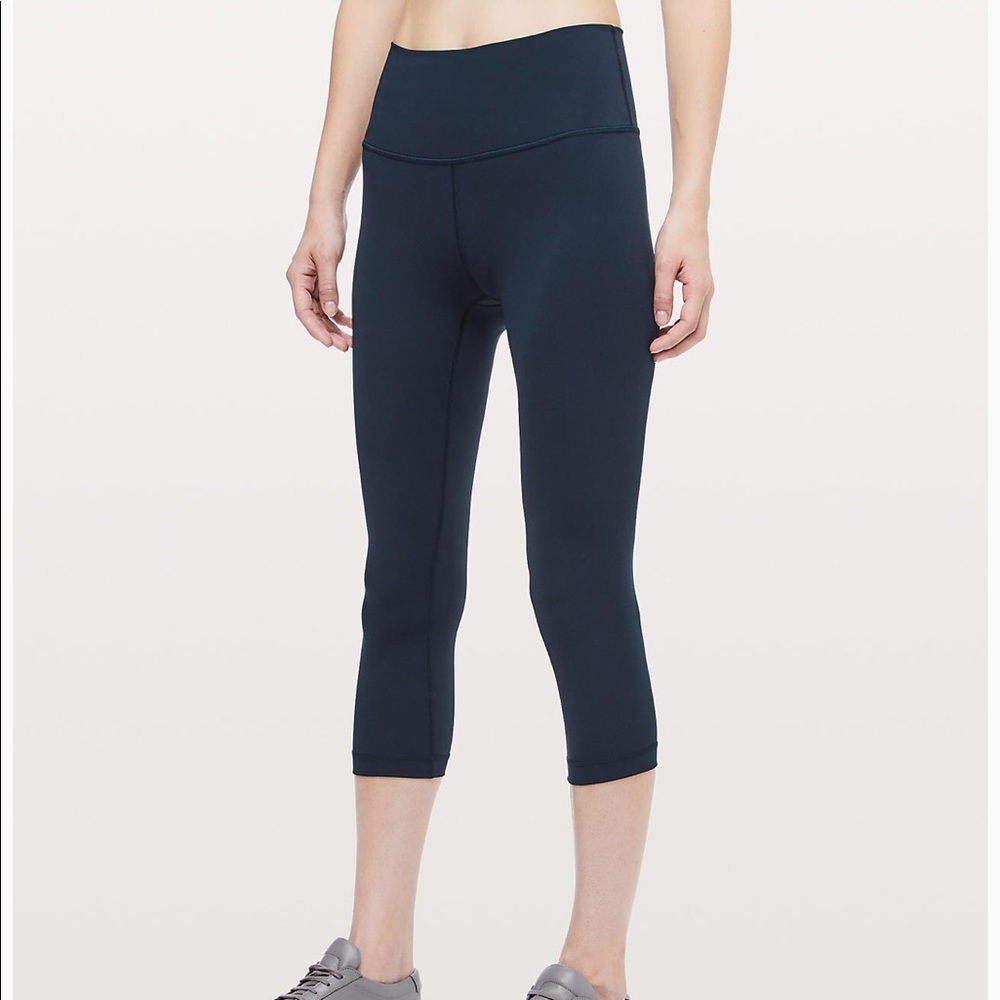 Wunder Under Crop (High-Rise)
Full-On Luxtreme 4